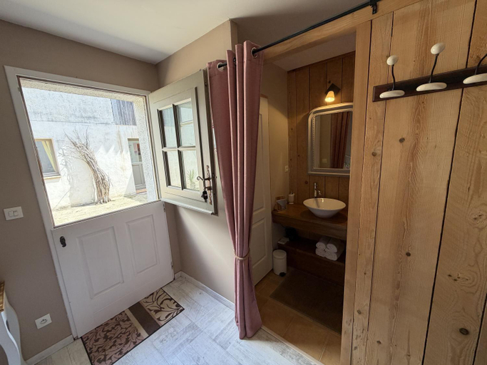 Bedroom, le Relais de la Cavayere - Chambres d'hotes avec SPA & SAUNA Carcassonne - Parking prive ferme, Aude