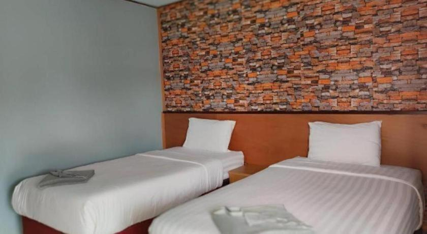 Bedroom 2, Baan Thung Kheiyng Bung Resort, Bung Khong Long