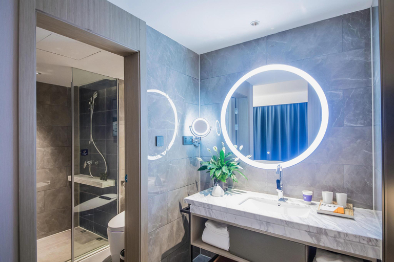 Bathroom 3, Kyriad Marvelous Hotel Qinhuangdao Nandaihe, Qinhuangdao