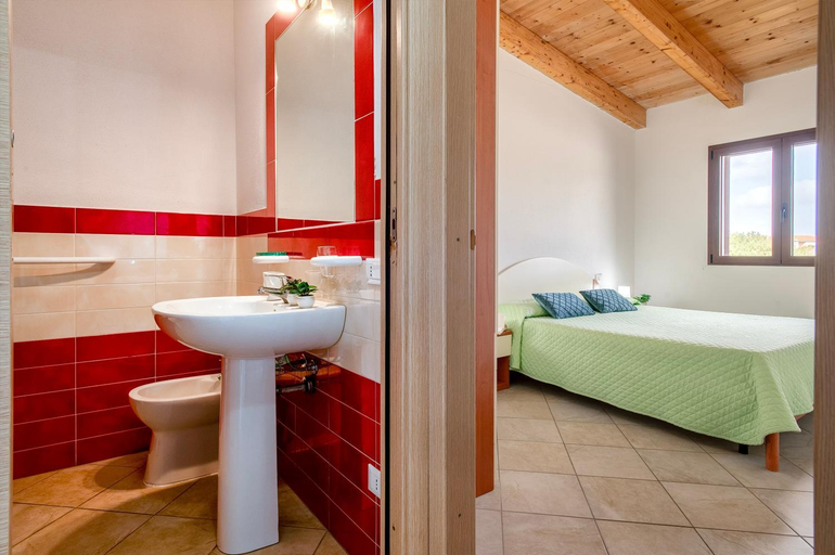 Bathroom 3, Villa Rosanna, Olbia-Tempio