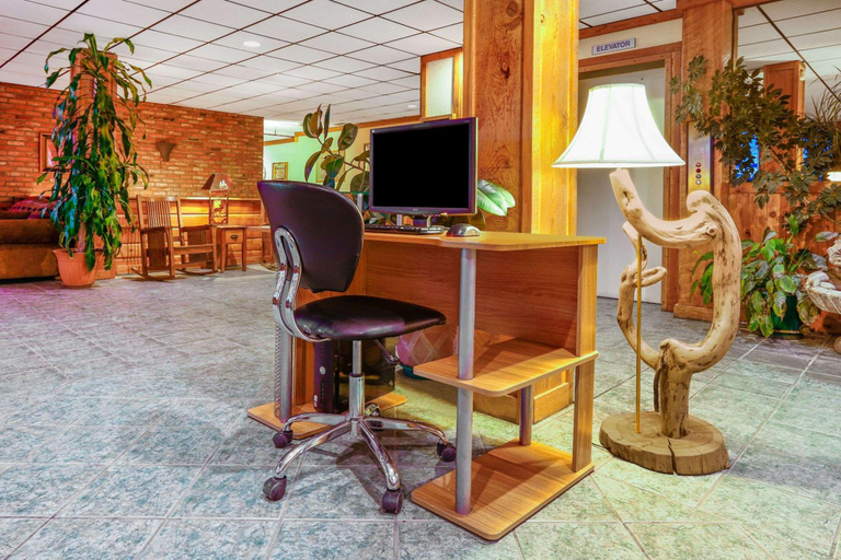 Others 5, Long Horn Hotel, Lewis and Clark