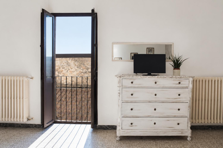 Bedroom 5, Il castello di atessa, Chieti