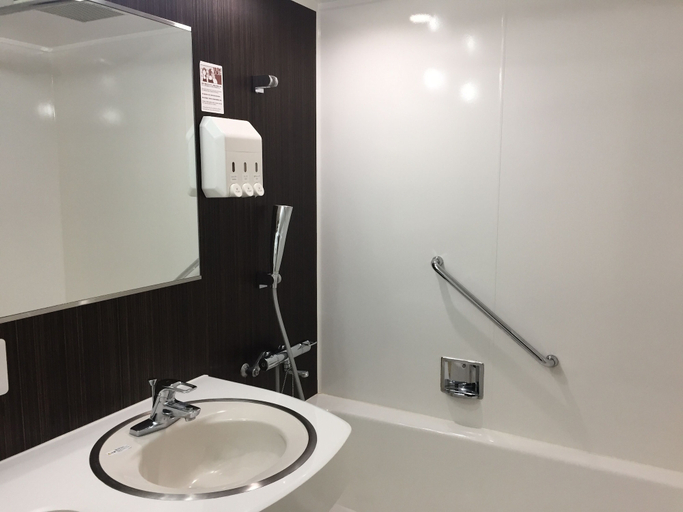 Bathroom 3, Toyota Prestige Hotel, Toyota
