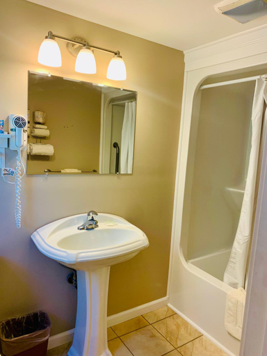 Bathroom 3, The Chatham Motel, Barnstable