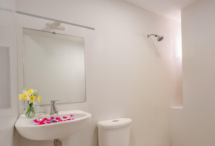 Bathroom 3, Ola Hotel Nha Trang, Nha Trang