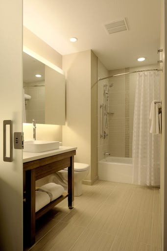 Bathroom 4, Hyatt Place Phoenix -North, Maricopa