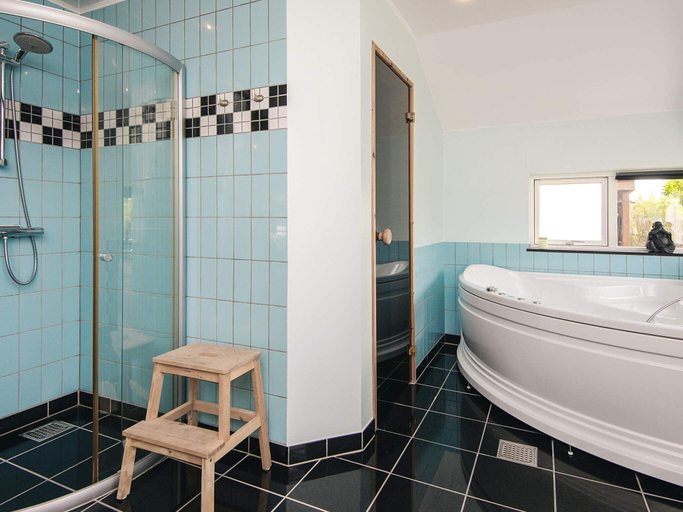 Bathroom 4, 4 star holiday home in Glesborg, Norddjurs