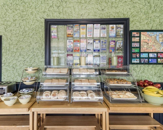 Food & Drinks 4, Quality Inn & Suites Corpus Christi Beachside, Nueces