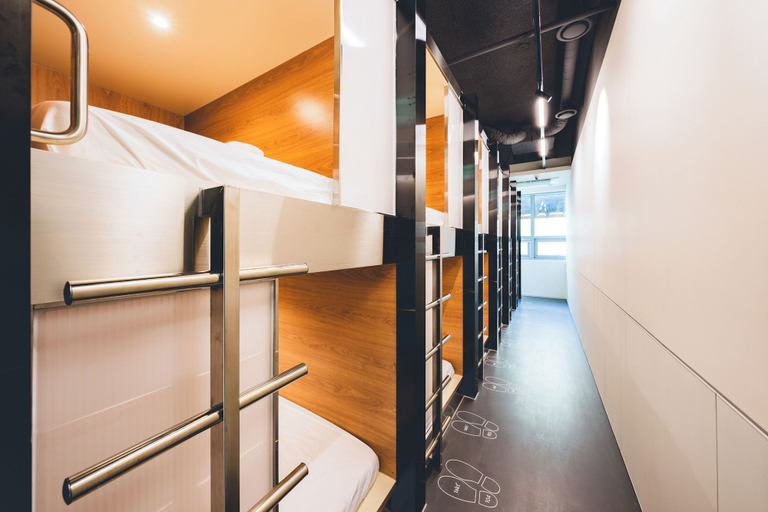 Room 4, Takt_Jongno (Female Only Capsule Hotel), Jongno