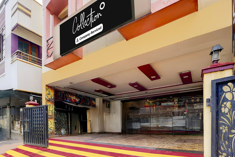 Reception 3, Deluxe Omni Bus Terminal Gandhipuram Apple Grand, Coimbatore