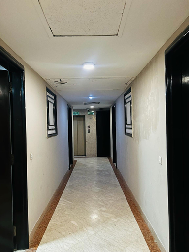Public Area 2, Hotel Cymbal ( sector 31 Gurgaon), Gurgaon