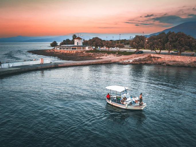 Others 4, Kyparissia Old Town Lodge With Amazing Seaviews, Peloponnese