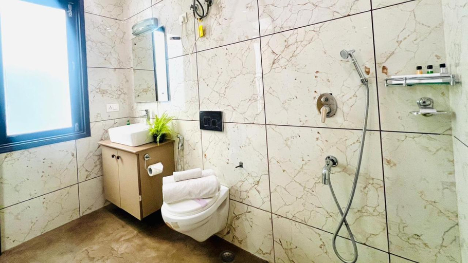 Bathroom 4, Olive Studio Rooms Cyber City Gurgaon, Gurgaon