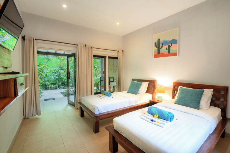 Bedroom 3, Bale Sampan Bungalows, Lombok