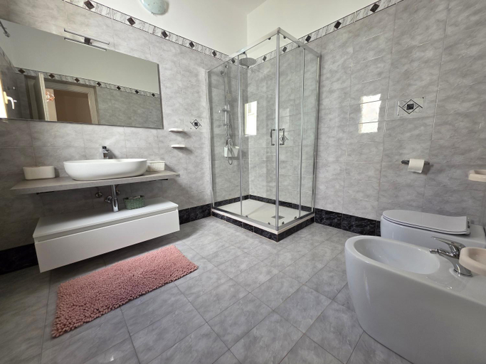 Bathroom 3, La Casa di Sayf, Agrigento
