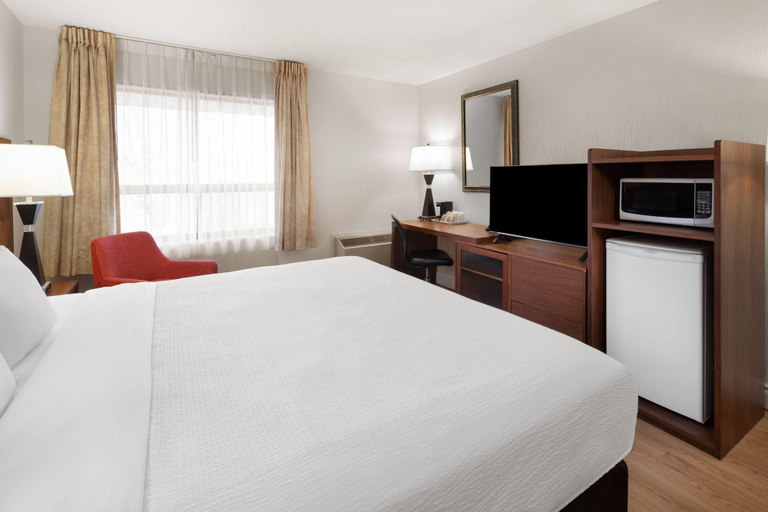 Bedroom 4, Ramada by Wyndham Arnprior, Renfrew
