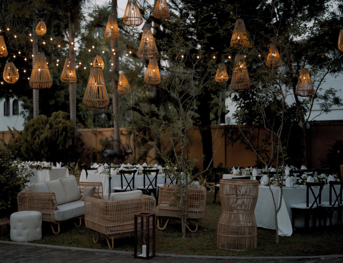 Food & Drinks 5, The Manor, Thimbirigasyaya