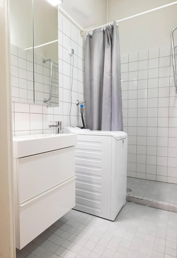 Bathroom, 2ndhomes Spacious & Cozy 1BR Home, Uusimaa
