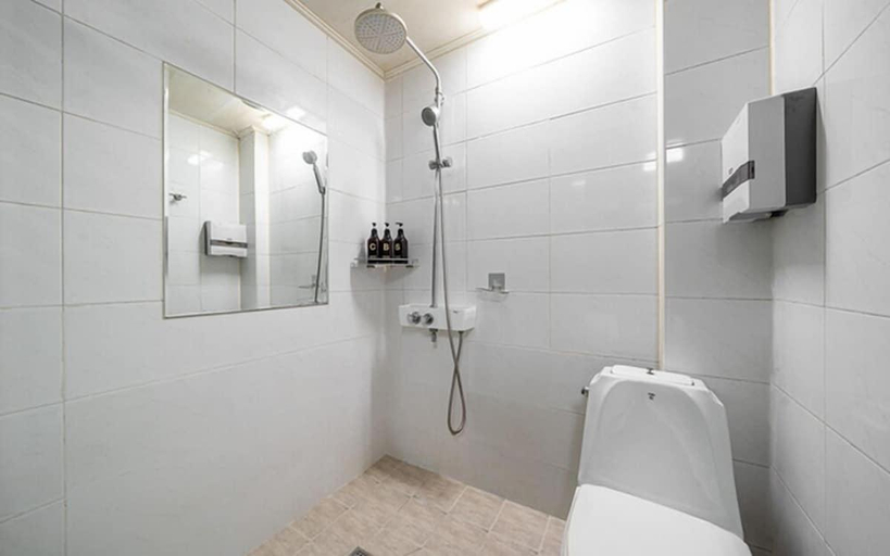 2, Hotel Hue, Gyeyang