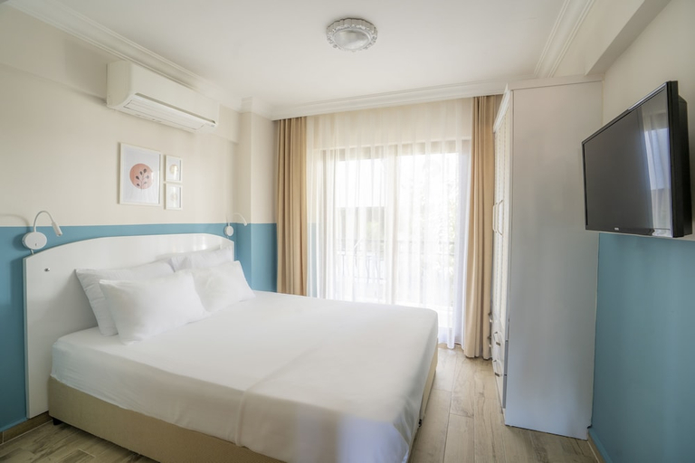 Bedroom 4, XOX Apart Hotel, Ula