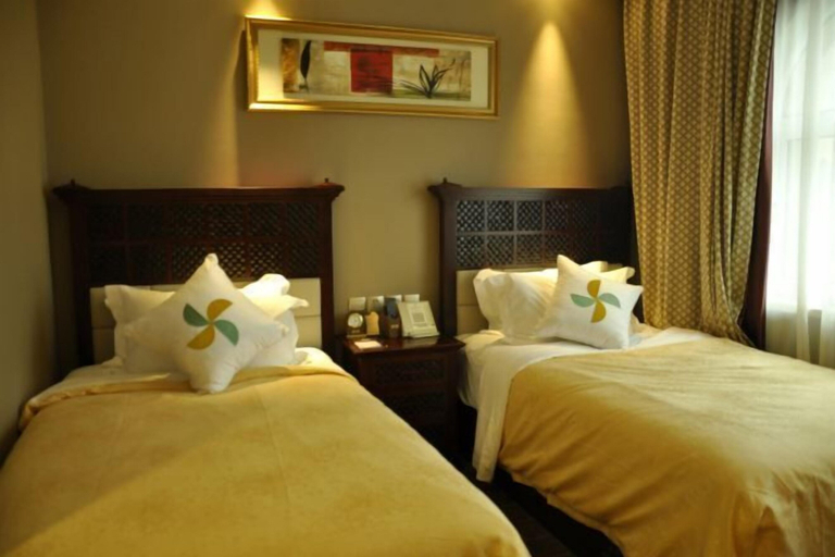 Bedroom 3, Zhongcheng Holiday Hotel, Shijiazhuang