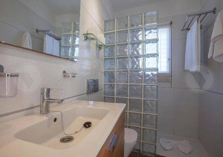 Bathroom 4, Malibu Park, Santa Cruz de Tenerife