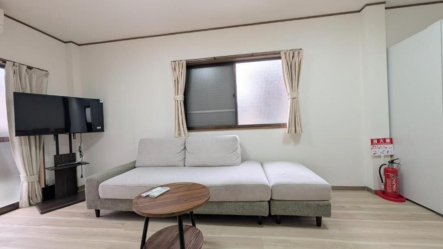 Living area 4, Sakura Blue, Osaka