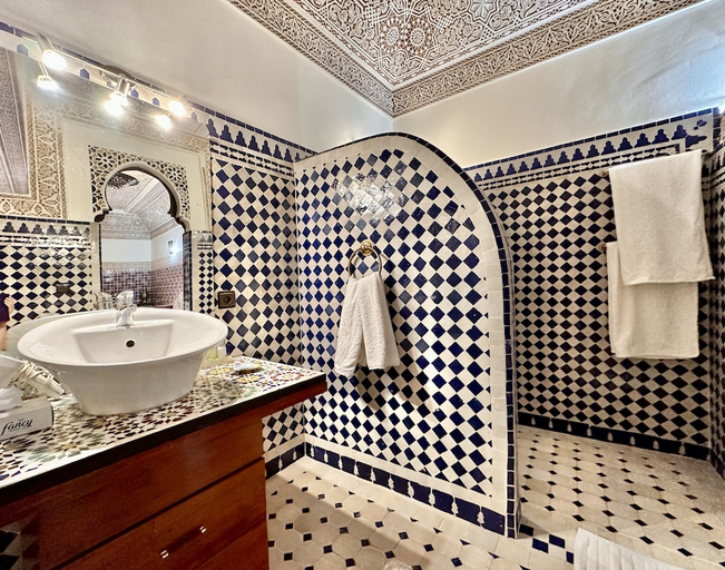 Bathroom 2, Riad Shaden, Marrakech