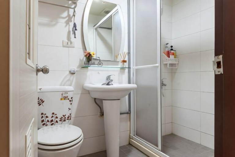 Bathroom 3, Sunny in Taipei Apartment, Taipei City