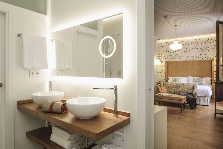 Bathroom 4, Hotel Amadeus & La Musica, Sevilla