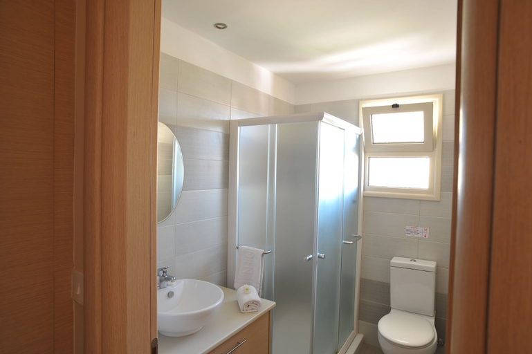 Bathroom 4, Aphrodite Sands Resort