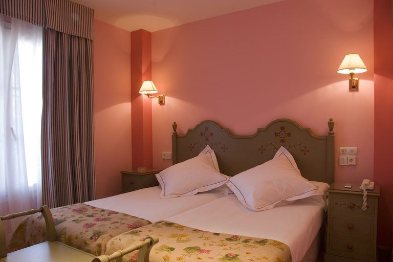 Bedroom 3, Soho Boutique Vistahermosa, Cádiz