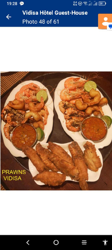 Food & Drinks 5, Vidisa Villas, Hikkaduwa