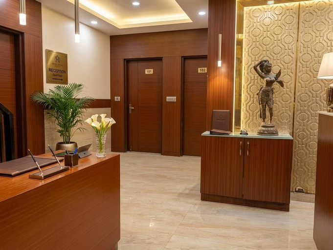 Public Area, Hotel Toto International, Delhi