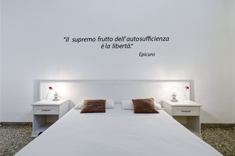 Bedroom 4, Ada Suites, Lecce