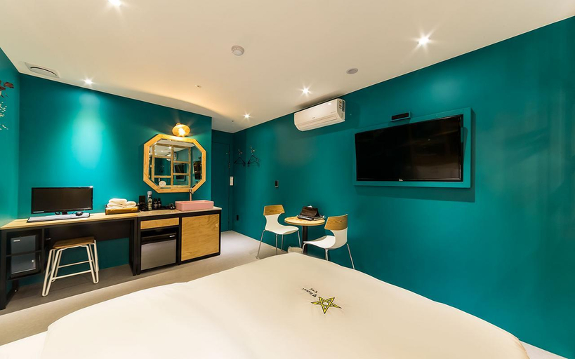 Bedroom 3, Anyang Beomgye Byeol Hotel, Anyang