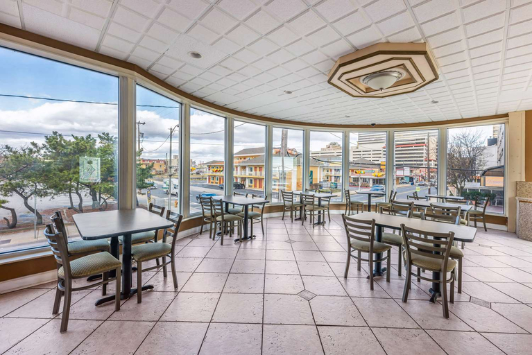 Food & Drinks 3, Rodeway Inn Oceanview, Atlantic