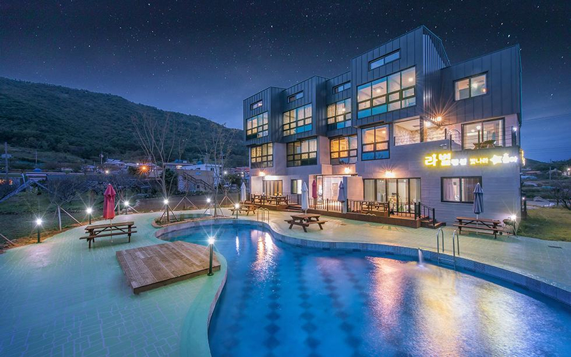 Sport & Beauty, Namhae Rabyeol Pool Villa, Namhae