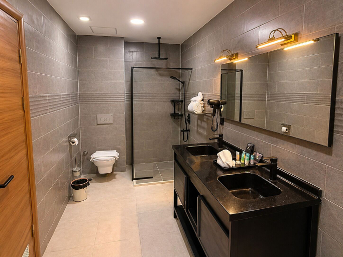 Bathroom, Delight Premium Hotel, Djibouti