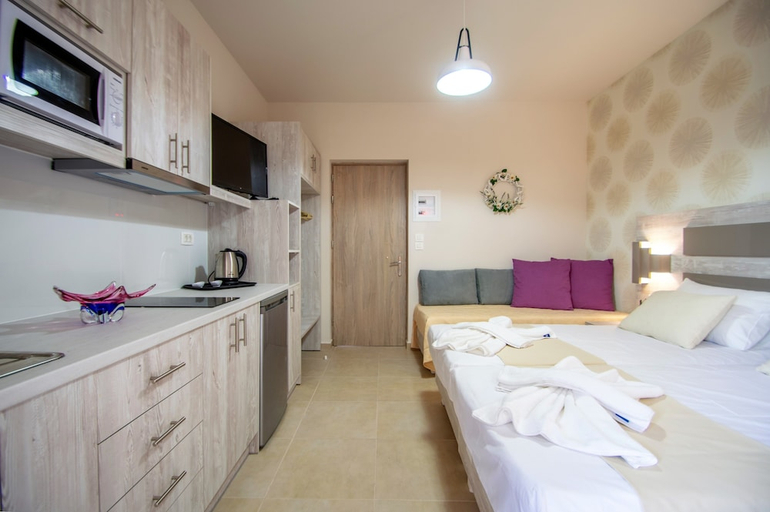 Bedroom 2, Paradise Apartments, Ionian Islands