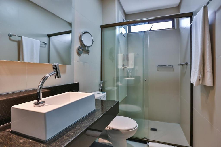 Bathroom 4, Roomo Transamerica Recife Boa Viagem, Recife