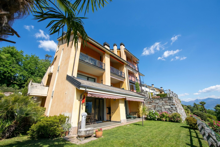 Exterior & Views 2, Panorama Lake View Apt + Pool & Beach, Verbano-Cusio-Ossola