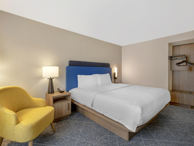 Bedroom 3, Hampton Inn & Suites Nashville/Franklin (Cool Springs), Williamson