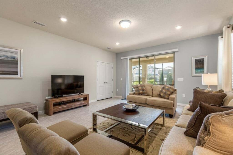 Living area 4, Bright Elegant Home @ Solterra!, Polk