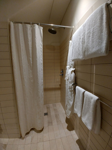 Bathroom 4, Ascott Park Place Dubai, Dubai