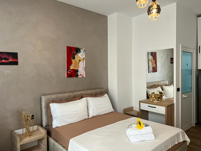 4, Apartament Indriti, Durrësit