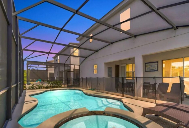 Primary image, Gorgeous Family Home! Sleeps 28, Osceola