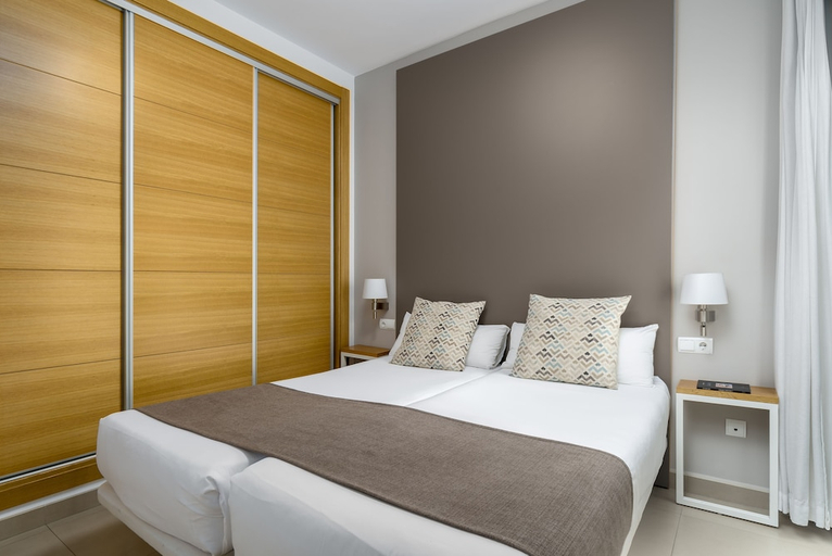 Bedroom 2, Suites Del Pintor, Málaga