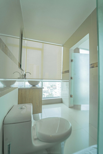 Bathroom 5, Hotel La Gran Via, Cartagena de Indias