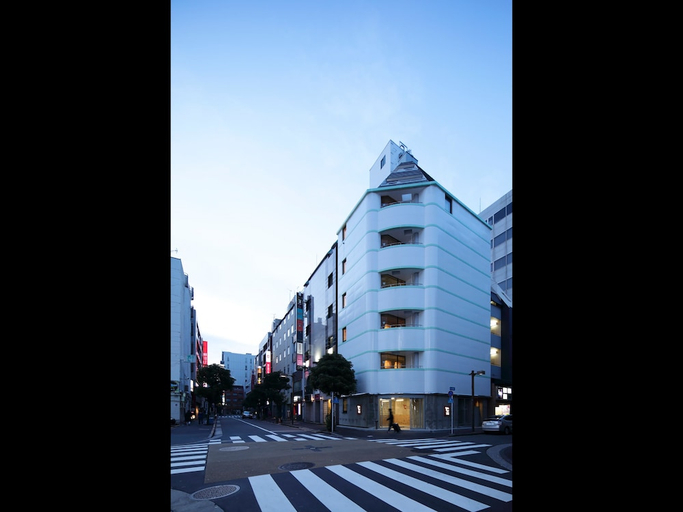 Others 3, Do-c Gotanda, Shinagawa
